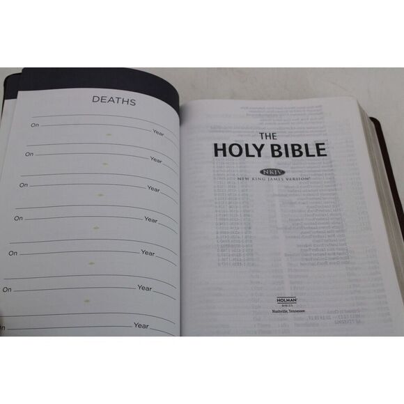 Holman NKJV Large Print Compact Reference Bible Red Letter Concordance Maps 2013 - Picture 6 of 10